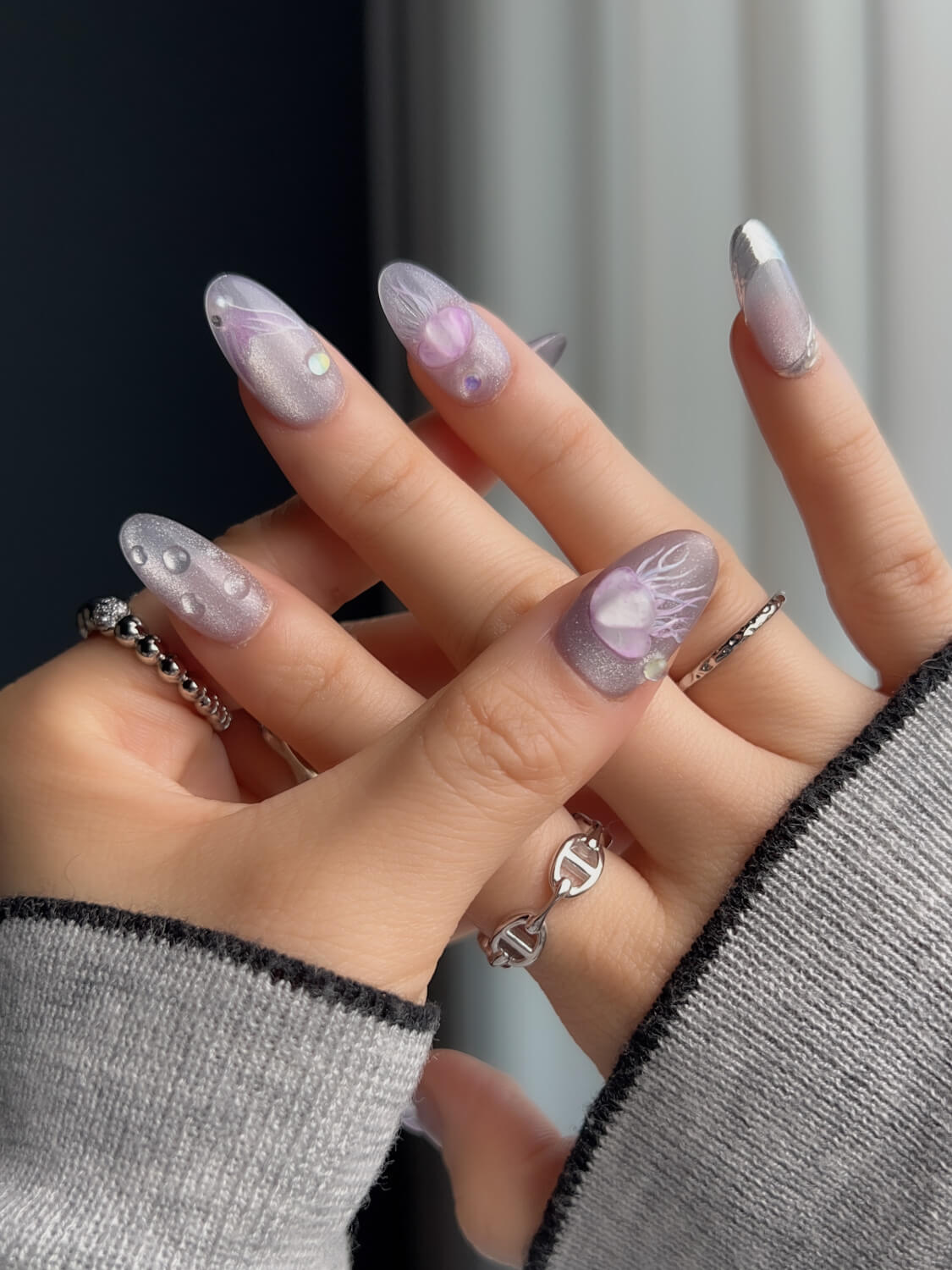 Nail Art Ungu 2025: Jellyfish Magic Unveiled
