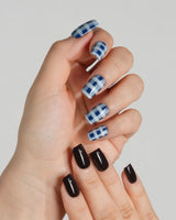 Blue and black checkered press-on nail set
