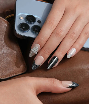 Glitter Gala press-on nails — Black & Gray with