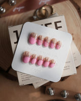 Gorg Bow nails in extra short oval — Sweet Barbie Pink, Golden
