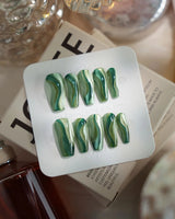 Green Ribbons nails in medium coffin — Mori Dark Green &