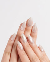 Morning Air press-on nails in short almond shape — Fresh Creamy Nude, Hand-painted Metallic Daisies & Simple gold Wire.