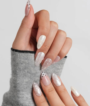 Pearl Dot Short Almond press on nails, handmade custom nails by Joyeenails