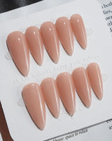 Pure Touch press-on nails in medium stiletto shape — Minimalist Nude Pink,ombre