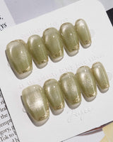Ripples - Twinkle Reservoir press-on nails in short coffin shape — Premium Silver-Grey Cat Eye, French Metal Outlines.
