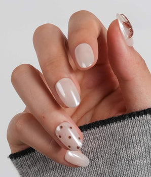 Starfish & Dots Short Oval press on nails, handmade custom nails by Joyeenails