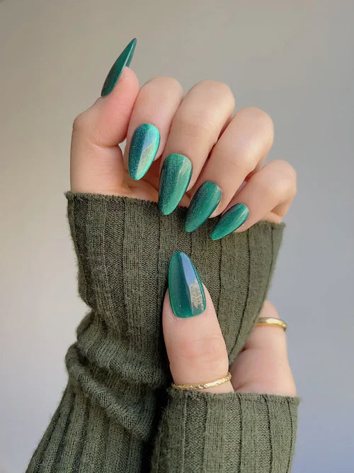12 Best Green Press-On Nails