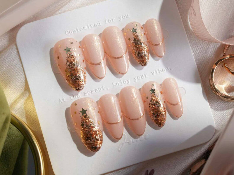 Short press-on nails from Joyee Nails showing how short almond shaped nails look elegant at shorter lengths