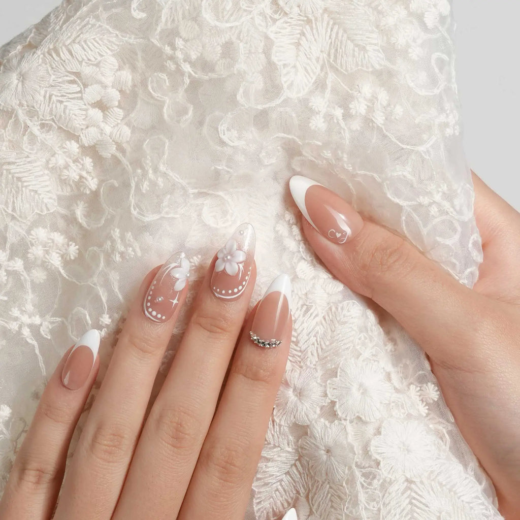 Wedding Press on Nails | Bridal, Pearl, French \u0026 Guest Fake Nails |  Joyeenails, image size:1024x1024