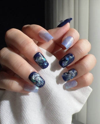 Glow Jellyfish Nails reusable press-ons with statement jellyfish nail art