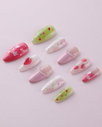 Haru Picnic Set reusable press-ons with picnic fruit details and delicate flowers