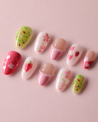 Haru Picnic Set handmade summer nails with strawberries, flowers, and playful charm