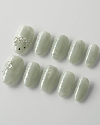 Thump Bunny_Mint custom press-on nails — available in multiple shapes and sizes