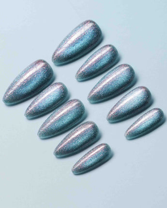 Spinning Aurora press-on nails — Gradient Duo-chrome Cat-eye with