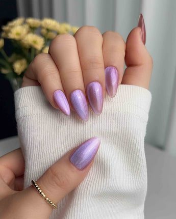 Aurora Mirage nail art close-up showing Dusty Rose, Velvet Cat Eye. details