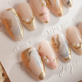 Vintage Mist press-on nails by Joyee Nails