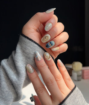 Monet & Les nymphéas handmade press-on nails featuring Monet & Les nymphéas -3d nails