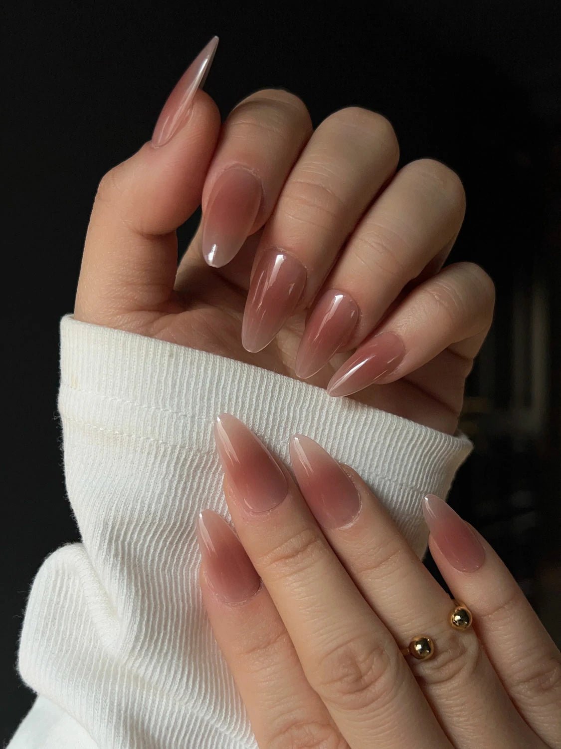🌸 Nail Tết 2026 – Bộ Sưu Tập Móng “Sang – May Mắn – Bắt Trend” Dự Đoán Gây Bão Mùa Lễ 8 Nail Tết 2026