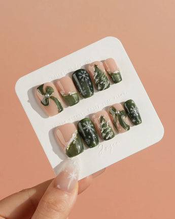 Pine Dream nails — Winter Christmas Green, 3D by Joyee Nails