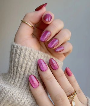 Fuchsia Cat-eye handmade press-on nails featuring Fuchsia Cat eye
