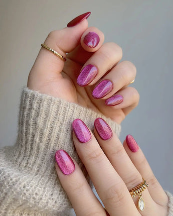 Fuchsia Cat-eye handmade press-on nails featuring Fuchsia Cat eye
