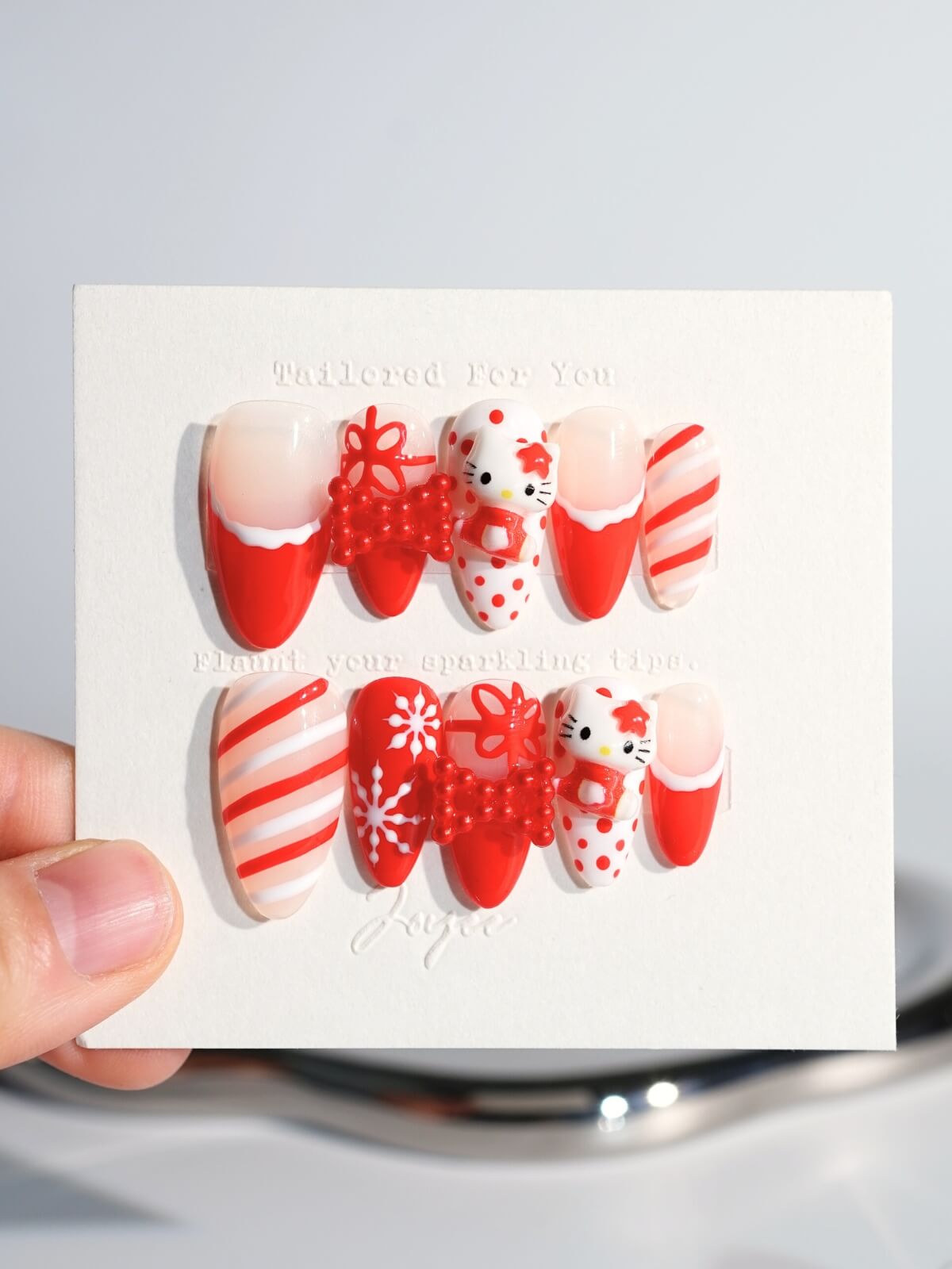 Red-christmas-med-almond-nails-Xmas-kitty