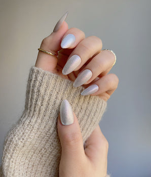 Silver White Cat-eye Nails handmade press-on nails featuring silver white cat eye