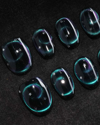 Absinthe press-on nails by Joyee Nails