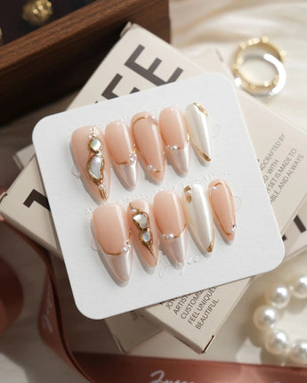 Baroque Pearl Medium Stiletto press on nails, handmade custom nails by Joyeenails