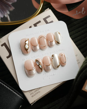 Baroque Pearl Short Oval