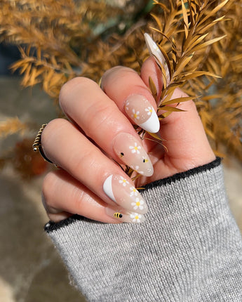 Beebee Nail Art press-on nail set — Warm French, Daisy & Honeybee. design, hand-painted with real gel polish