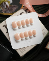 Belle Epoque Short Oval press-on nails