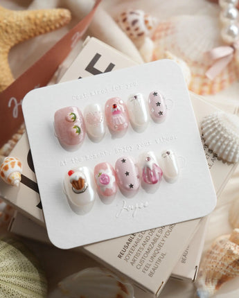 Berry Pudding dessert press-on nails in extra short oval shape