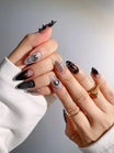 Black & Silver Med Almond Nails - Joyeenails