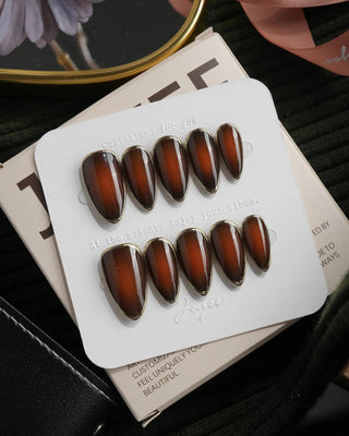 Bourbon press-on nails by Joyee Nails