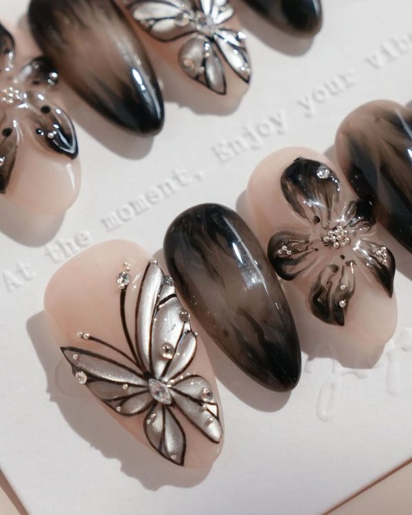 Butterfly Effect press-on nails — Neutral Nude & Black,