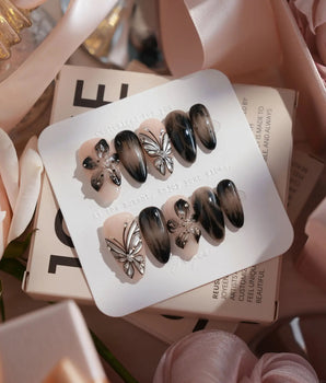Butterfly Effect press-on nails — Neutral Nude & Black,