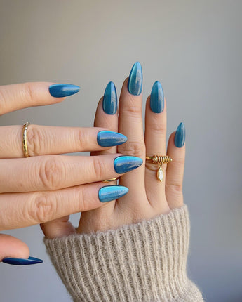 Blue Sky Cat-eye press-on nails — Peacock Blue cat eye  handmade nail art by Joyee Nails