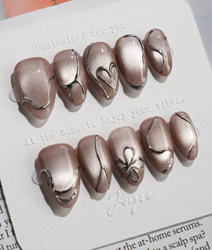 Chrome lines press-on nails — Cool-toned Silver Grey Cat Eye, Liquid Metal Lines & 3D Heart. handmade nail art by Joyee Nails