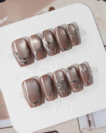 Chrome lines press-on nails in short coffin shape — Cool-toned Silver Grey Cat Eye, Liquid Metal Lines & 3D Heart.