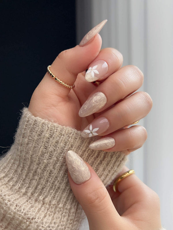 Spiral Twist - Joyeenails - SA058 - XS / Short Almond