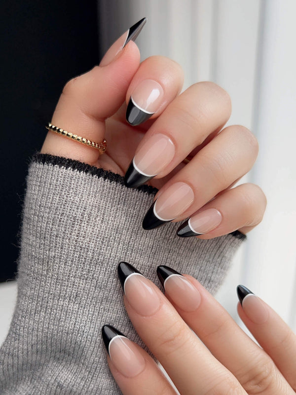 Classic Return - Ebony - Joyeenails - FT035 - Custom Size - Add Note / Short Almond