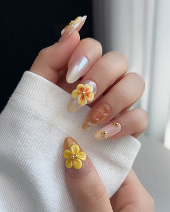 Caramel Bloom custom size medium almond press-ons with caramel floral accents