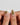 Ongles press-on Dirty Martini, forme amande courte, faits main et sur mesure par Joyeenails