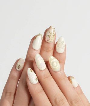 Double Love press-on nails — Creamy White Cute Healing,