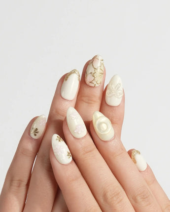 Double Love press-on nails — Creamy White Cute Healing,