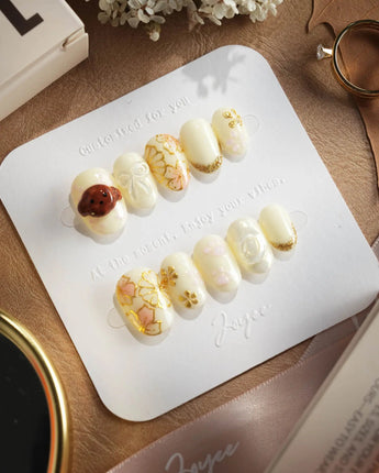 Double Love press-on nails in extra short oval shape — Creamy White Cute Healing, 3D Cats & Golden Flowers.