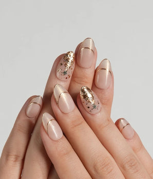 Glow as you press-on nails — Luxury Champagne Gold Christmas,