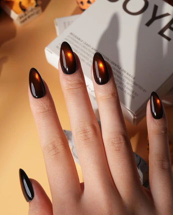 Ember spotlight cat eye press on nails, dark coffee brown with a glowing amber magnetic spot - image 3