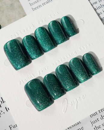 Emerald Green Nail Designs Cat-eye Nails press-on nails in short square shape — emerald green cat eye nails